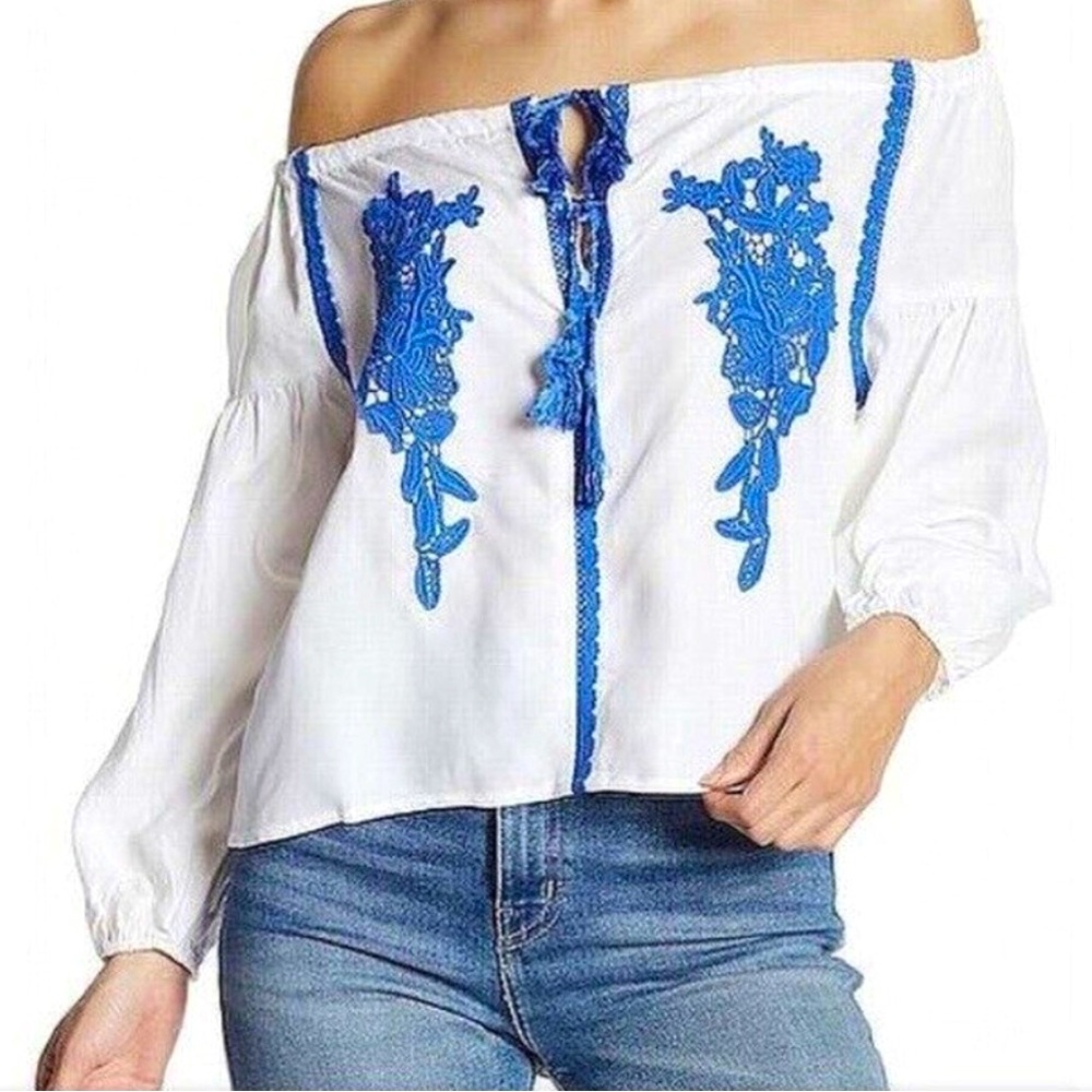NWT Line & Dot White Off Shoulder Blouse Blue Embroidery Size Small